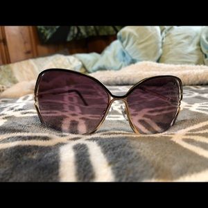 SimplyVera Vera Wang Sunglasses
